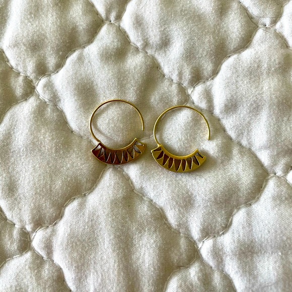 Alex and Ani earrings - Picture 1 of 2